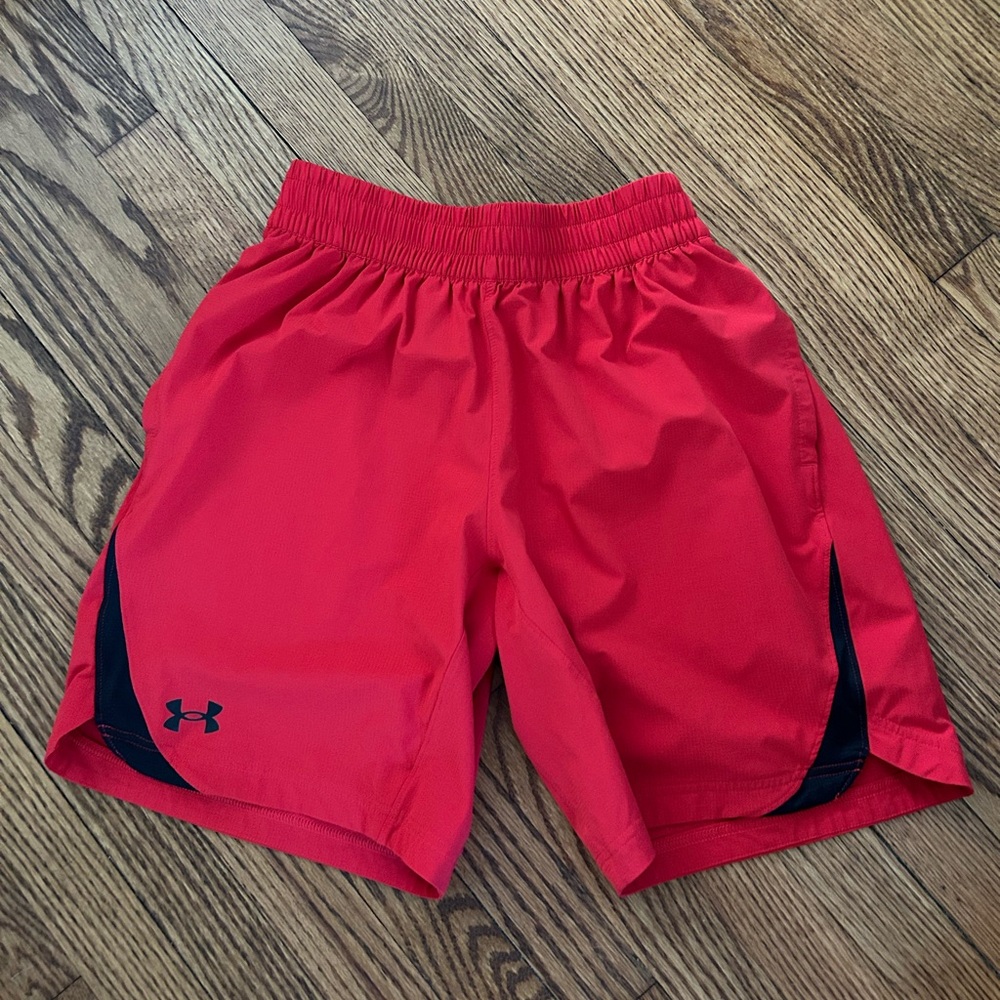 Under Armour Black and Red Fitted Shorts